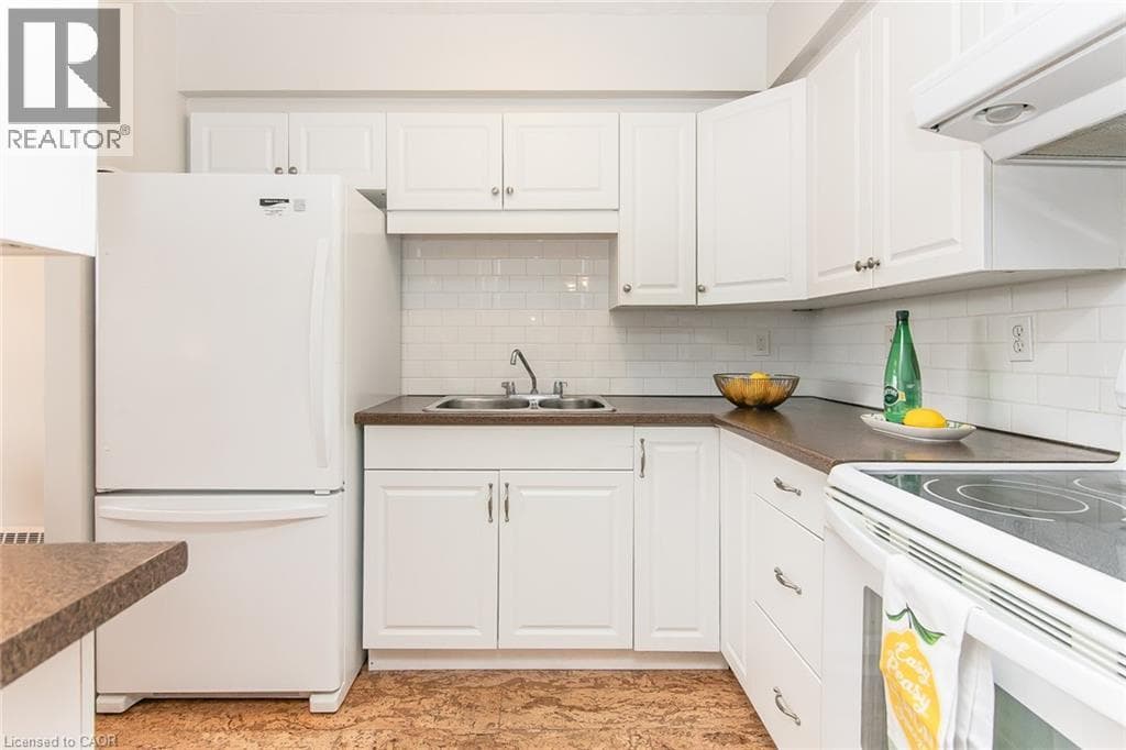 Apartment for sale at 24 MIDLAND Drive Unit# 402, Stanley Park, Kitchener, Ontario, photo 20