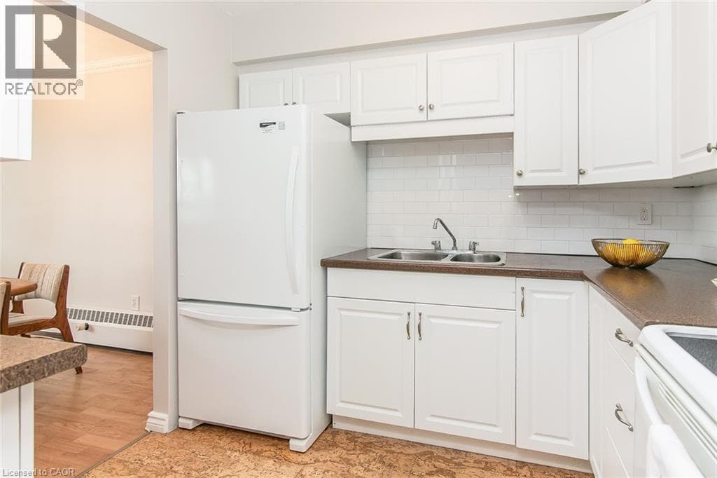 Apartment for sale at 24 MIDLAND Drive Unit# 402, Stanley Park, Kitchener, Ontario, photo 21
