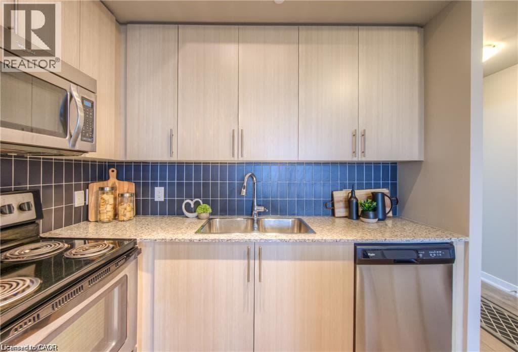 Apartment for sale at 85 DUKE Street W Unit# 703, Downtown Kitchener, Kitchener, Ontario, photo 9
