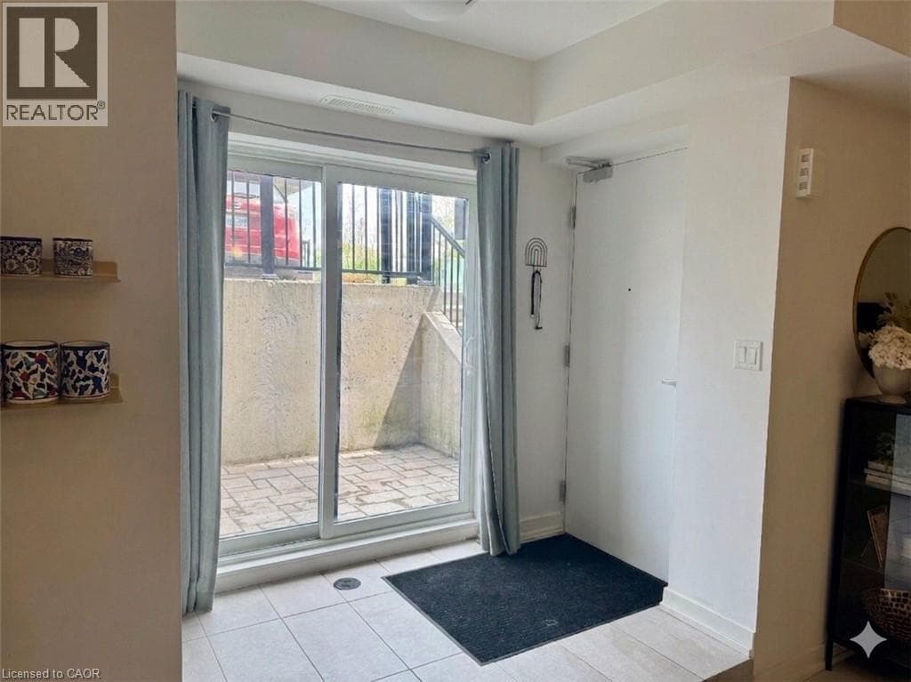 Townhouse for sale at 10 PALACE Street Unit# B1, Laurentian Hills, Kitchener, Ontario, photo 4