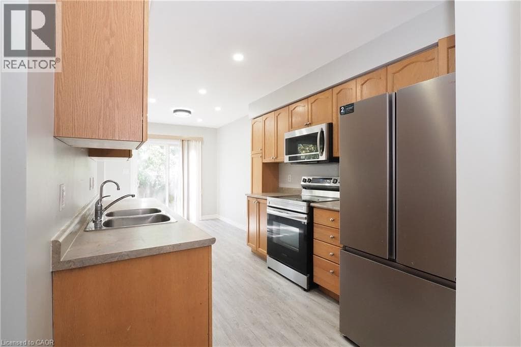 Townhouse for sale at 776 PARIS Boulevard, Clair Hills, Waterloo, Ontario, photo 13
