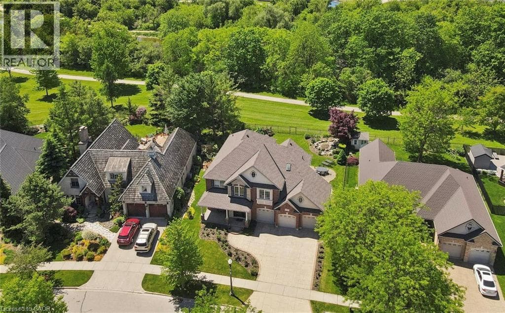 Detached for sale at 74 PENNSYLVANIA Crescent, Pioneer Tower West, Kitchener, Ontario, photo 2
