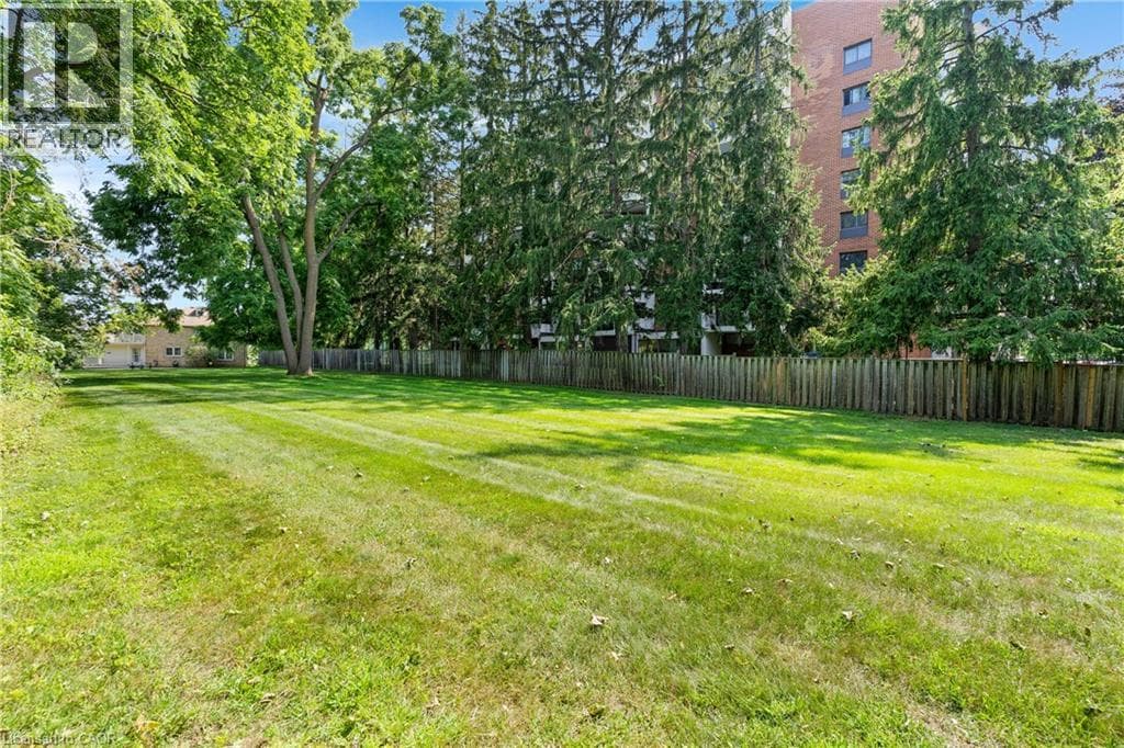 Detached for sale at 272 SHELDON Avenue N, Eastwood, Kitchener, Ontario, photo 43