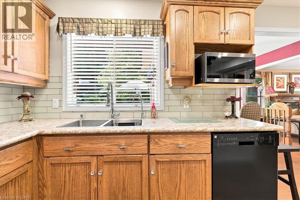 Detached for sale at 39 EVERWOOD Run, Doon South, Kitchener, Ontario, photo 14