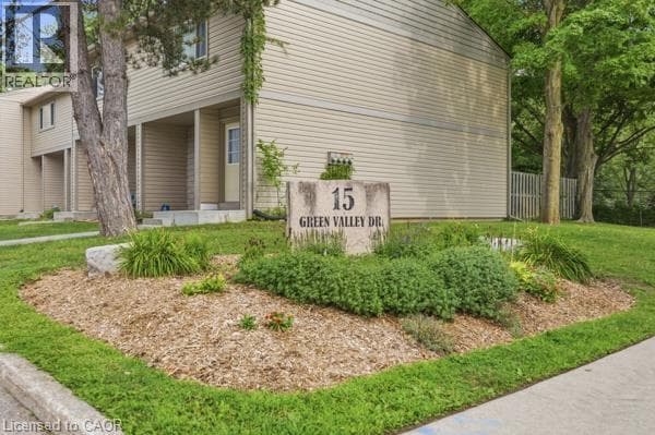 Townhouse for sale at 15 GREEN VALLEY Drive Unit# 41, Pioneer Park, Kitchener, Ontario, photo 2