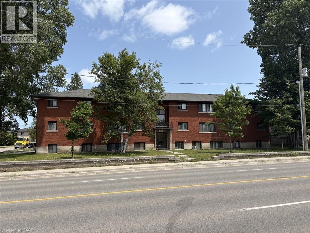 Multi-family for sale at 368 WEBER Street W, Fairfield, Kitchener, Ontario, photo 3