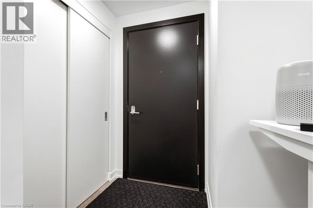 Apartment for sale at 5 WELLINGTON Street S Unit# 1011, Midtown, Kitchener, Ontario, photo 3