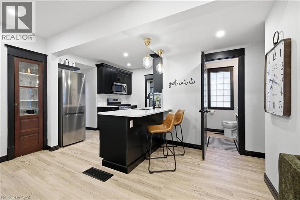 Detached for sale at 35 ARTHUR Street N, Elmira, Woolwich, Ontario, photo 5