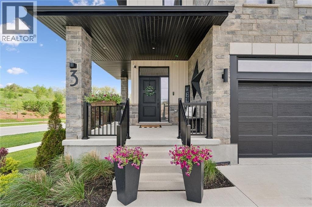 Townhouse for sale at 3 QUEENSBROOK Crescent, Westview, Cambridge, Ontario, photo 4