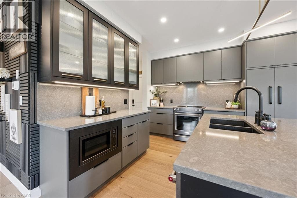 Townhouse for sale at 3 QUEENSBROOK Crescent, Westview, Cambridge, Ontario, photo 7