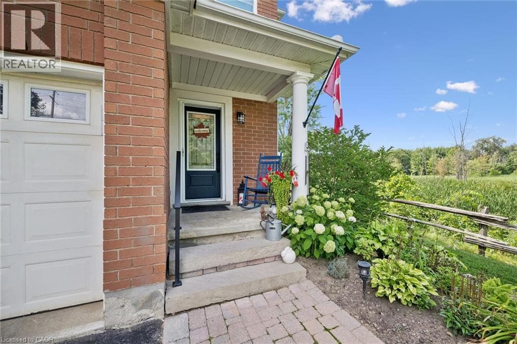 Townhouse for sale at 439 BEAVER CREEK Road, Laurelwood, Waterloo, Ontario, photo 5