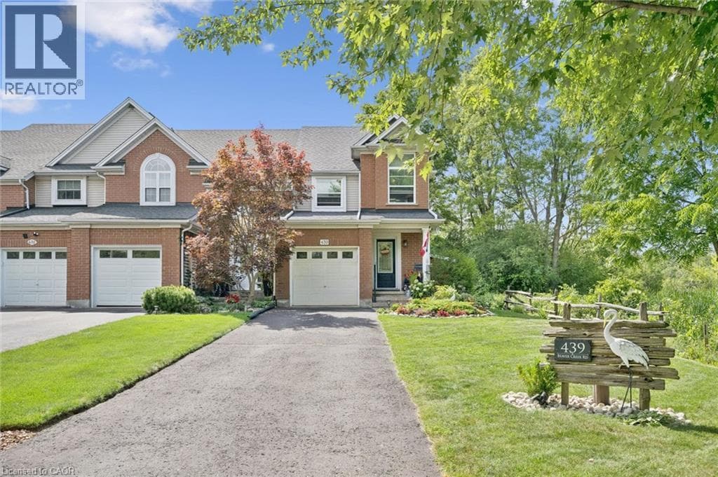 Townhouse for sale at 439 BEAVER CREEK Road, Laurelwood, Waterloo, Ontario, photo 2