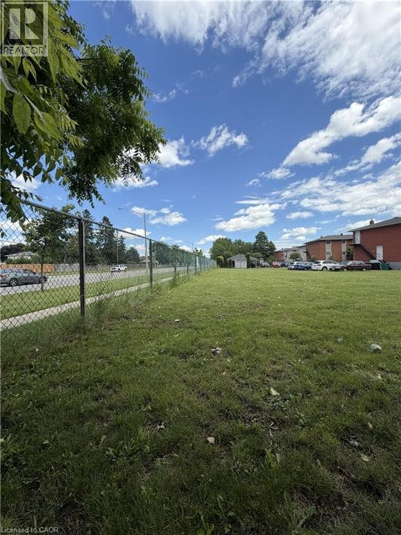 Multi-family for sale at 26 CARNABY Crescent, Idlewood, Kitchener, Ontario, photo 10
