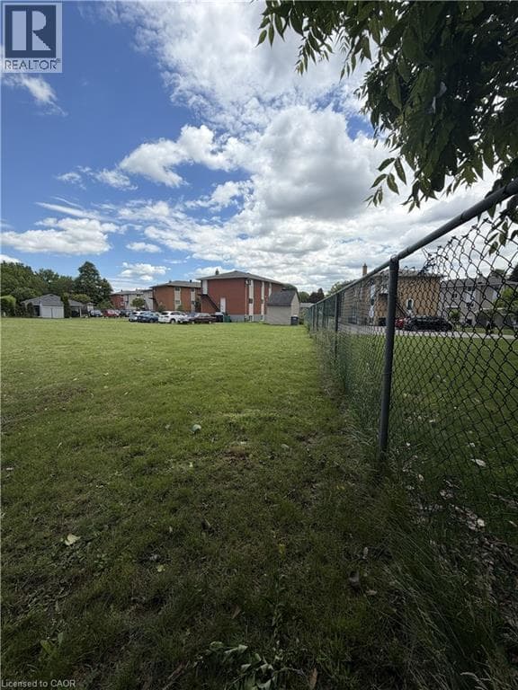 Multi-family for sale at 26 CARNABY Crescent, Idlewood, Kitchener, Ontario, photo 9