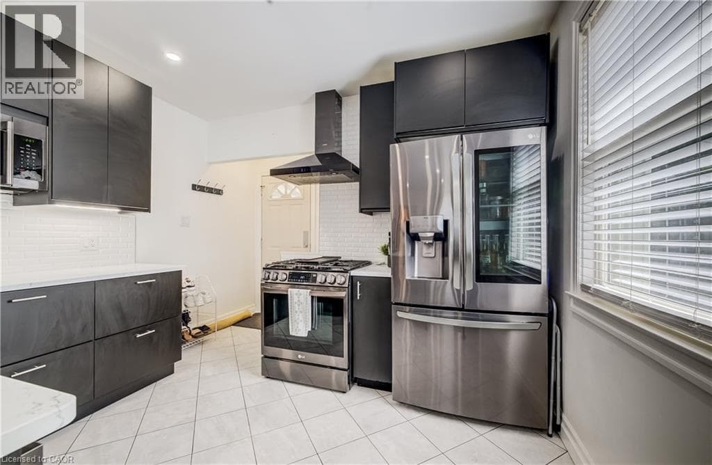 Detached for sale at 34 ST CLAIR Avenue, Southdale, Kitchener, Ontario, photo 10