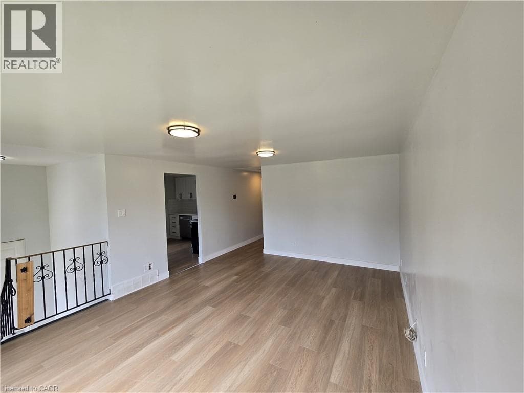 Detached for sale at 99 CLUTHE Crescent, Pioneer Park, Kitchener, Ontario, photo 6