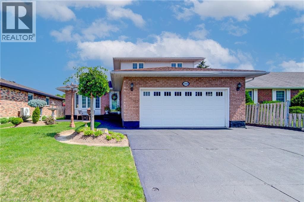 Detached for sale at 103 SOUTHWOOD Drive, Southwood, Cambridge, Ontario, photo 2