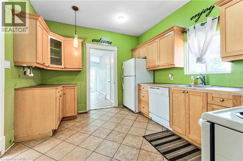 Detached for sale at 22 HERLAN Avenue, Cherry Hill, Kitchener, Ontario, photo 9