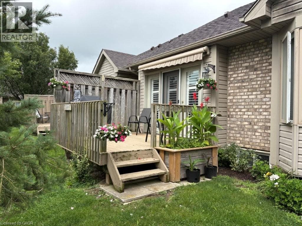 Townhouse for sale at 44 LIVINGSTON Boulevard Unit# 11, Baden, Wilmot, Ontario, photo 3