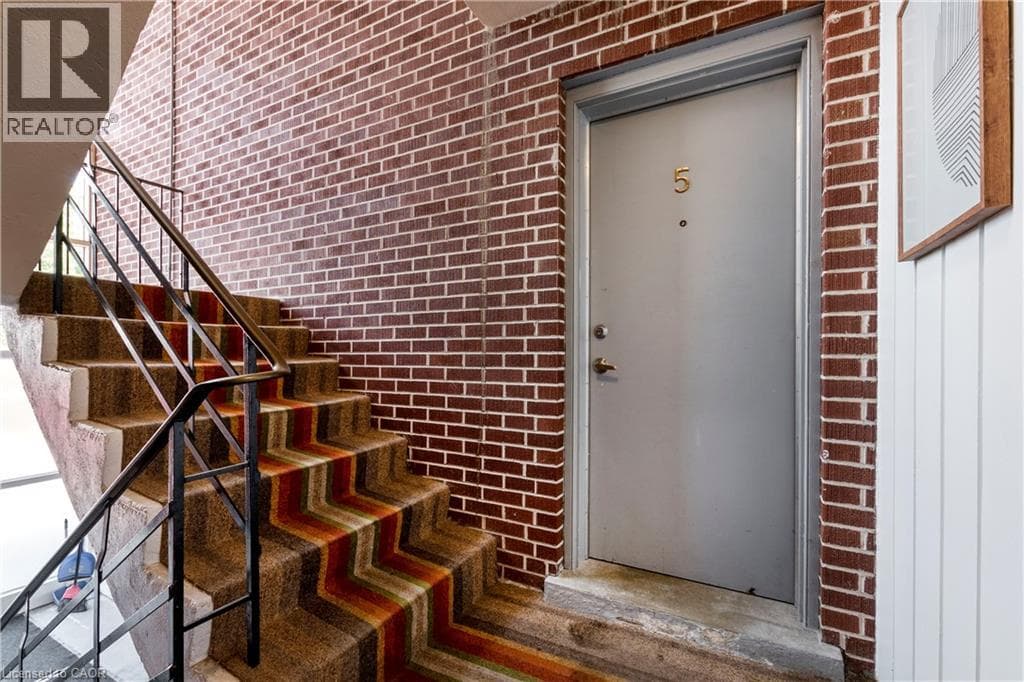 Multi-family for sale at 43 SIXTH Avenue, Vanier, Kitchener, Ontario, photo 6