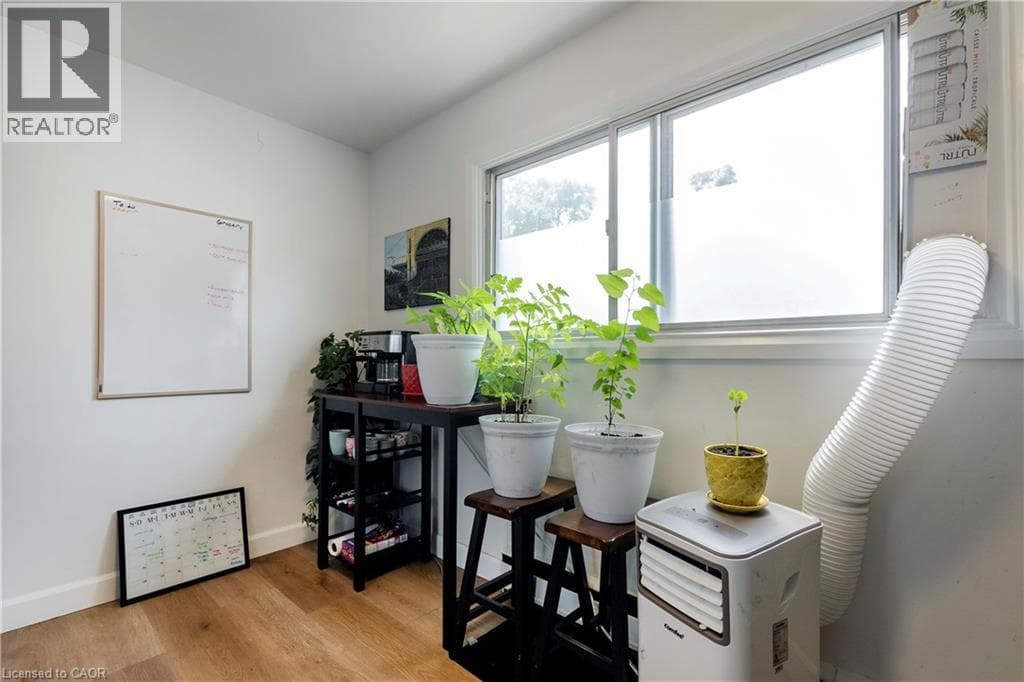 Multi-family for sale at 43 SIXTH Avenue, Vanier, Kitchener, Ontario, photo 11
