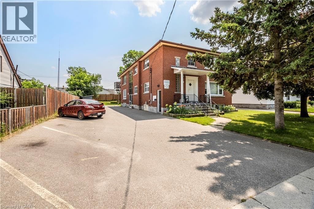 Multi-family for sale at 43 SIXTH Avenue, Vanier, Kitchener, Ontario, photo 2
