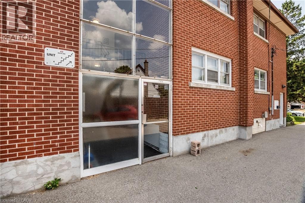 Multi-family for sale at 43 SIXTH Avenue, Vanier, Kitchener, Ontario, photo 4