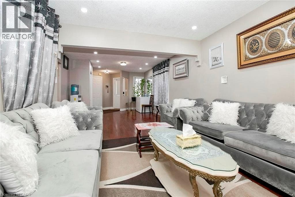 Detached for sale at 107 GLENCLIFFE Court, Grand River North, Kitchener, Ontario, photo 6