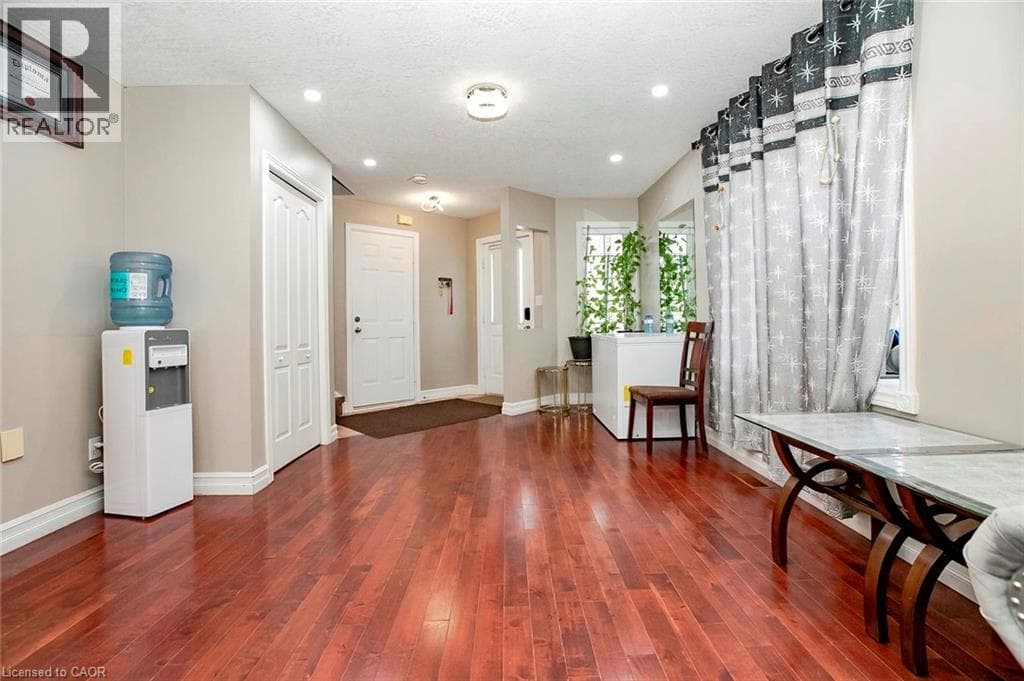 Detached for sale at 107 GLENCLIFFE Court, Grand River North, Kitchener, Ontario, photo 7