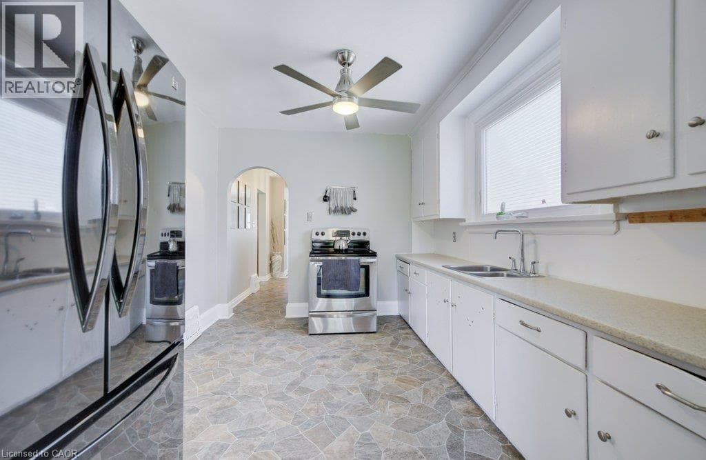 Detached for sale at 209 BELLEVIEW Avenue, Rosemount, Kitchener, Ontario, photo 13