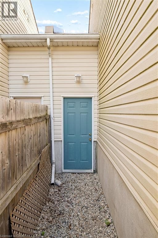 Townhouse for sale at 21 PORCHLIGHT Drive, Elmira, Woolwich, Ontario, photo 45