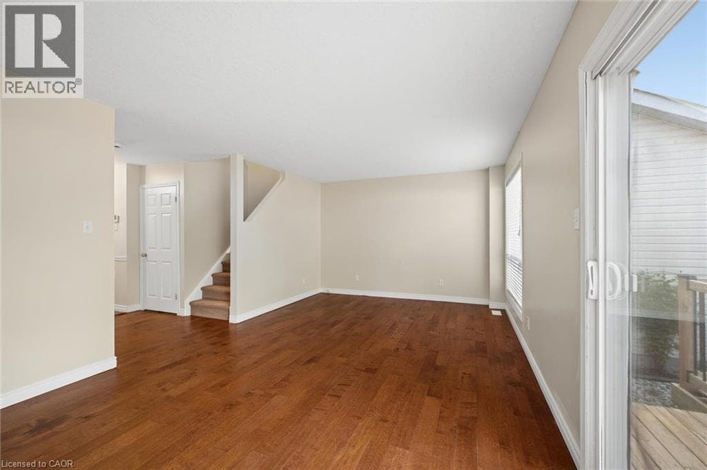 Townhouse for sale at 21 PORCHLIGHT Drive, Elmira, Woolwich, Ontario, photo 15