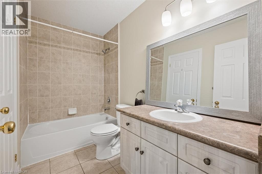 Townhouse for sale at 21 PORCHLIGHT Drive, Elmira, Woolwich, Ontario, photo 26