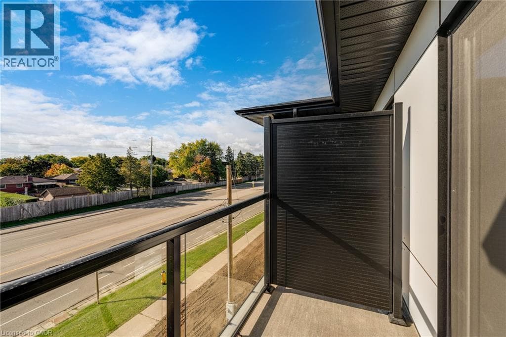 Townhouse for sale at 410 NORTHFIELD Drive W Unit# E16, Lakeshore North, Waterloo, Ontario, photo 18