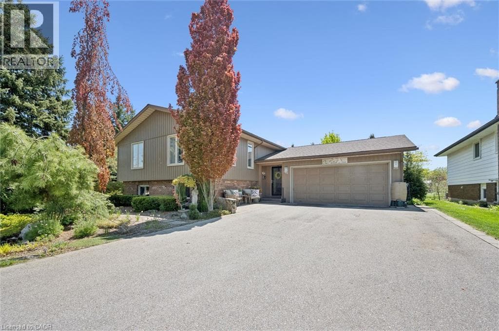 Detached for sale at 1 PINTAIL Drive, Elmira, Woolwich, Ontario, photo 2