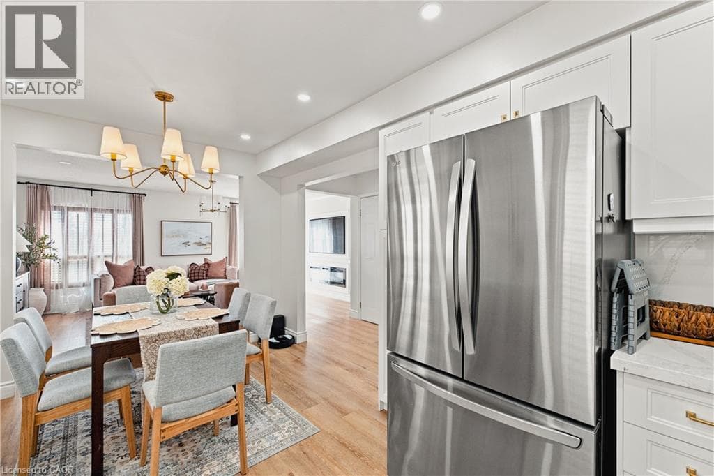 Detached for sale at 116 HENHOEFFER Crescent, Laurentian West, Kitchener, Ontario, photo 8