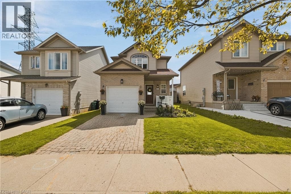 Detached for sale at 116 HENHOEFFER Crescent, Laurentian West, Kitchener, Ontario, photo 2