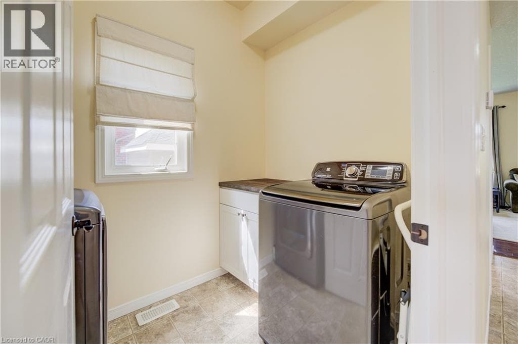 Detached for sale at 64 KROPF Drive, Baden, Wilmot, Ontario, photo 17