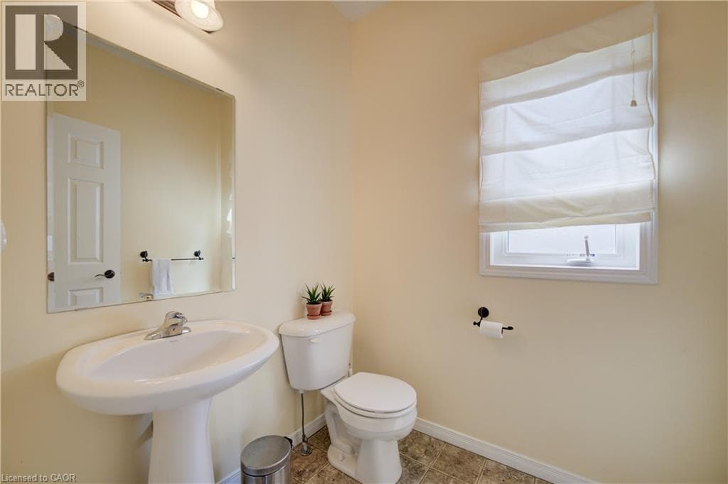 Detached for sale at 64 KROPF Drive, Baden, Wilmot, Ontario, photo 18