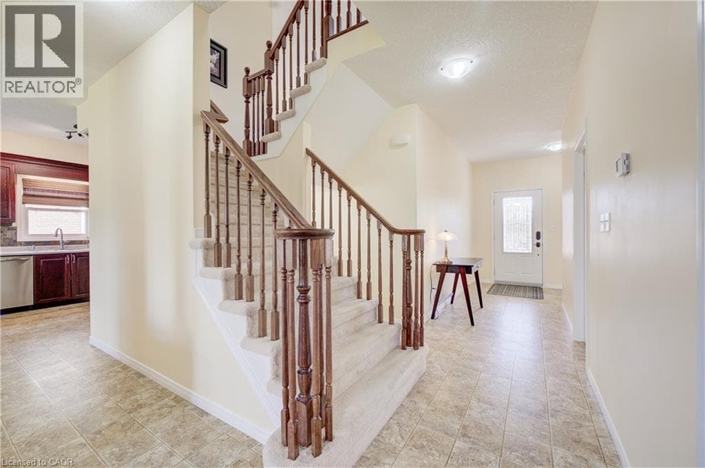 Detached for sale at 64 KROPF Drive, Baden, Wilmot, Ontario, photo 19