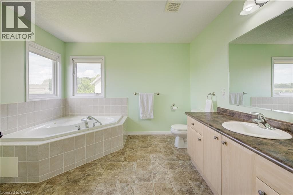 Detached for sale at 64 KROPF Drive, Baden, Wilmot, Ontario, photo 30