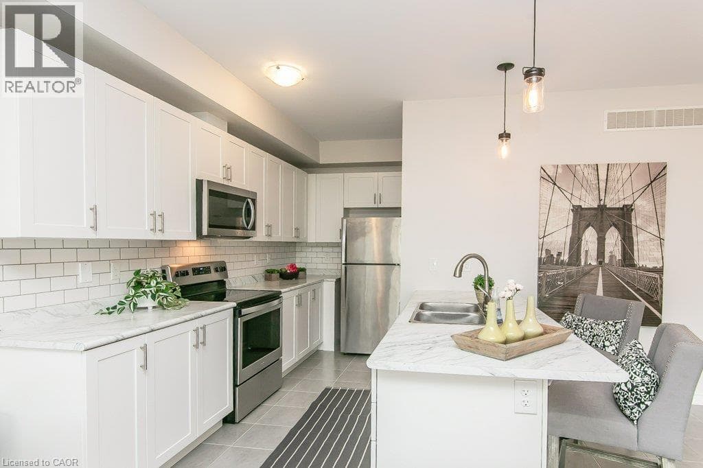Townhouse for sale at 403 WESTWOOD Drive Unit# 48, Westmount, Kitchener, Ontario, photo 9