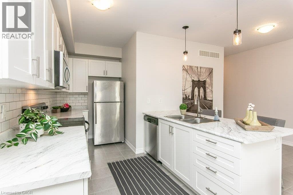 Townhouse for sale at 403 WESTWOOD Drive Unit# 48, Westmount, Kitchener, Ontario, photo 11