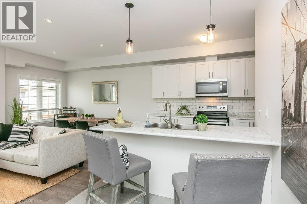 Townhouse for sale at 403 WESTWOOD Drive Unit# 48, Westmount, Kitchener, Ontario, photo 7