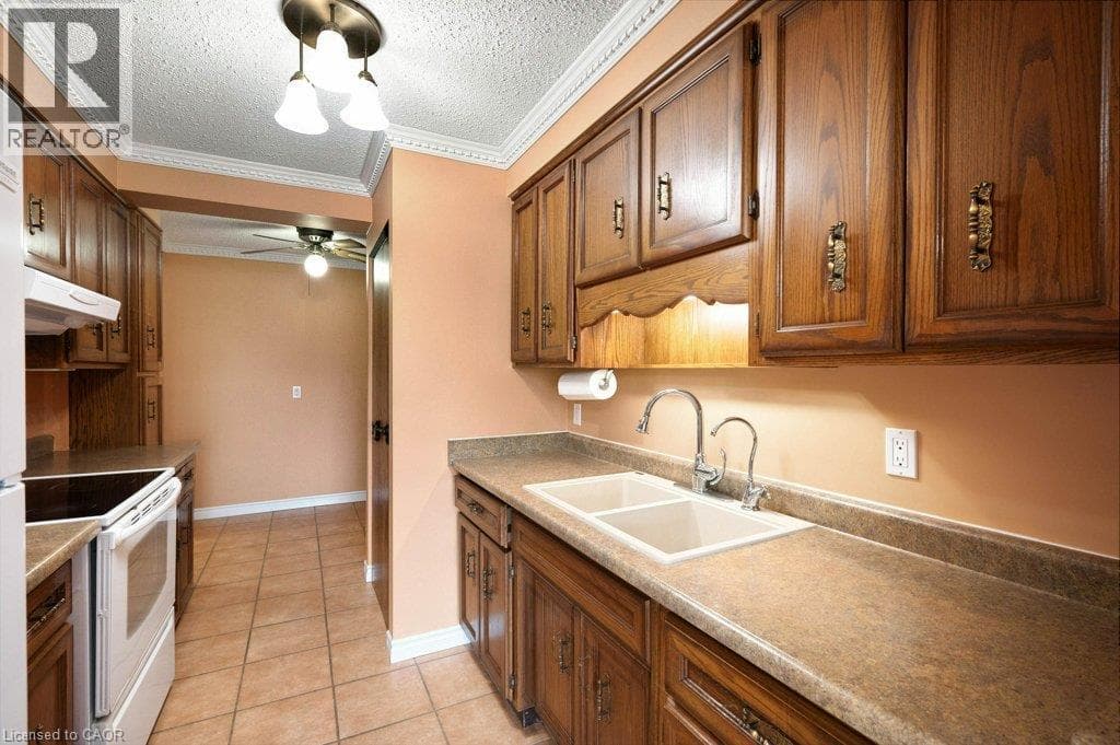 Apartment for sale at 400 CHAMPLAIN Boulevard Unit# 406, Southview, Cambridge, Ontario, photo 5
