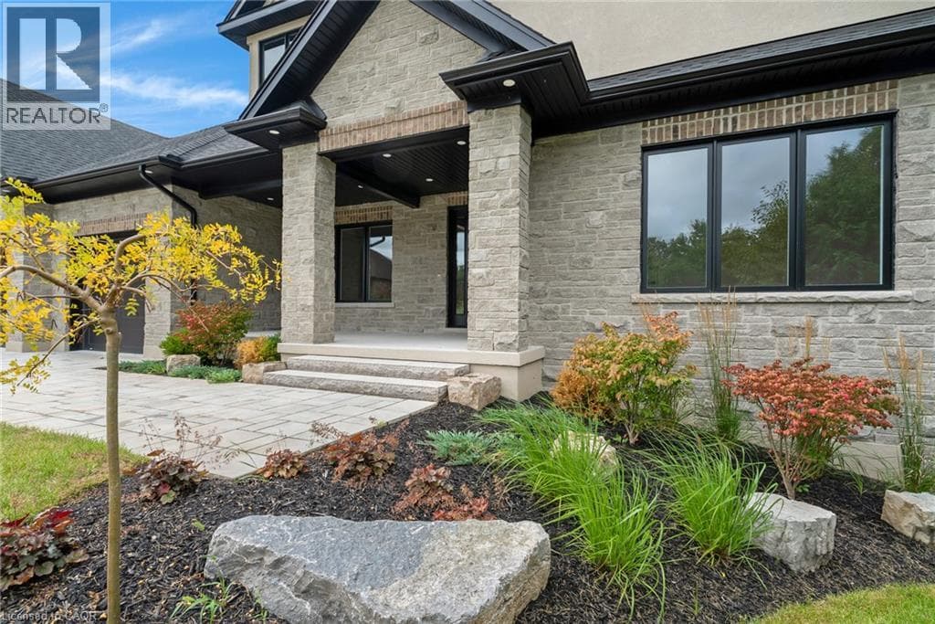 Detached for sale at 62 RIVER RUN Place, Conestogo, Woolwich, Ontario, photo 2