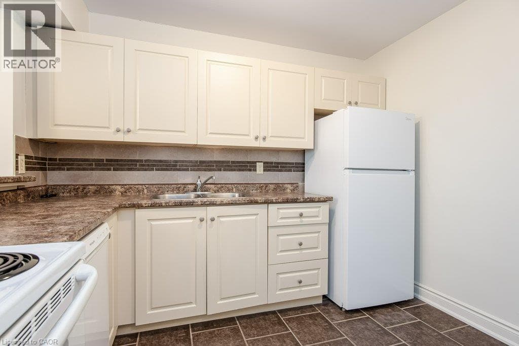 Apartment for sale at 18 HOLBORN Court Unit# 409, Stanley Park, Kitchener, Ontario, photo 15