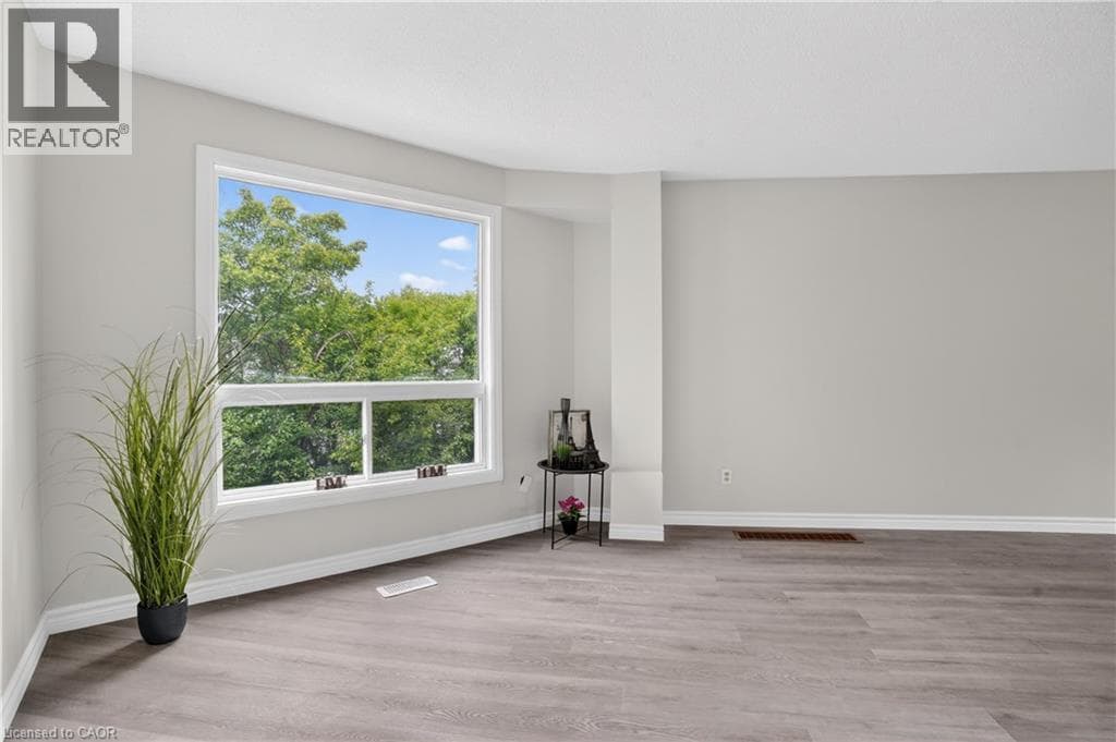 Townhouse for sale at 60 ELMSDALE Drive Unit# 66, Laurentian Hills, Kitchener, Ontario, photo 13