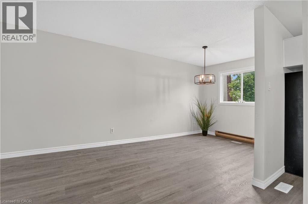 Townhouse for sale at 60 ELMSDALE Drive Unit# 66, Laurentian Hills, Kitchener, Ontario, photo 17