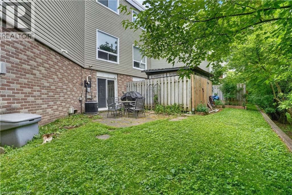 Townhouse for sale at 60 ELMSDALE Drive Unit# 66, Laurentian Hills, Kitchener, Ontario, photo 32